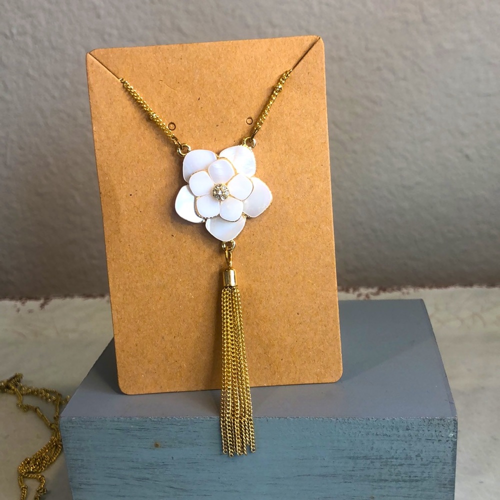 Abalone flower necklace with diamond center